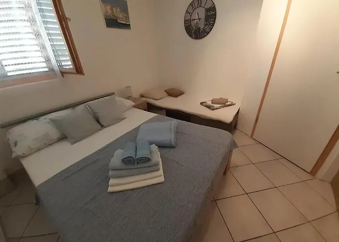 With A Parking Space , Krk - 21701 * Malinska