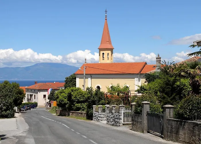 With A Parking Space , Krk - 21701 Lejlighed